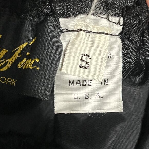 Cotuf INC Womens Velvet Bubble Mini Skirt Size S Black Whimsigoth Romantic Goth - Picture 7 of 8